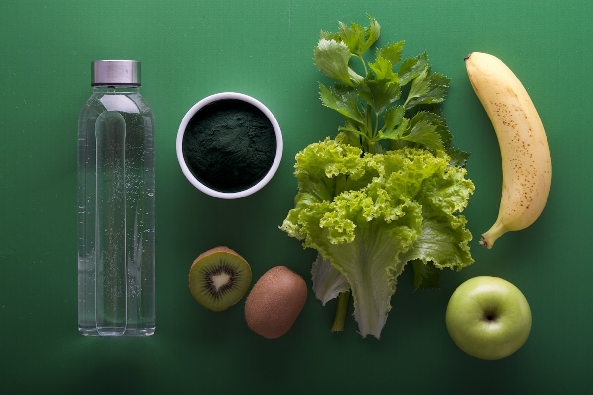 Ensalada nutritiva con verduras frescas